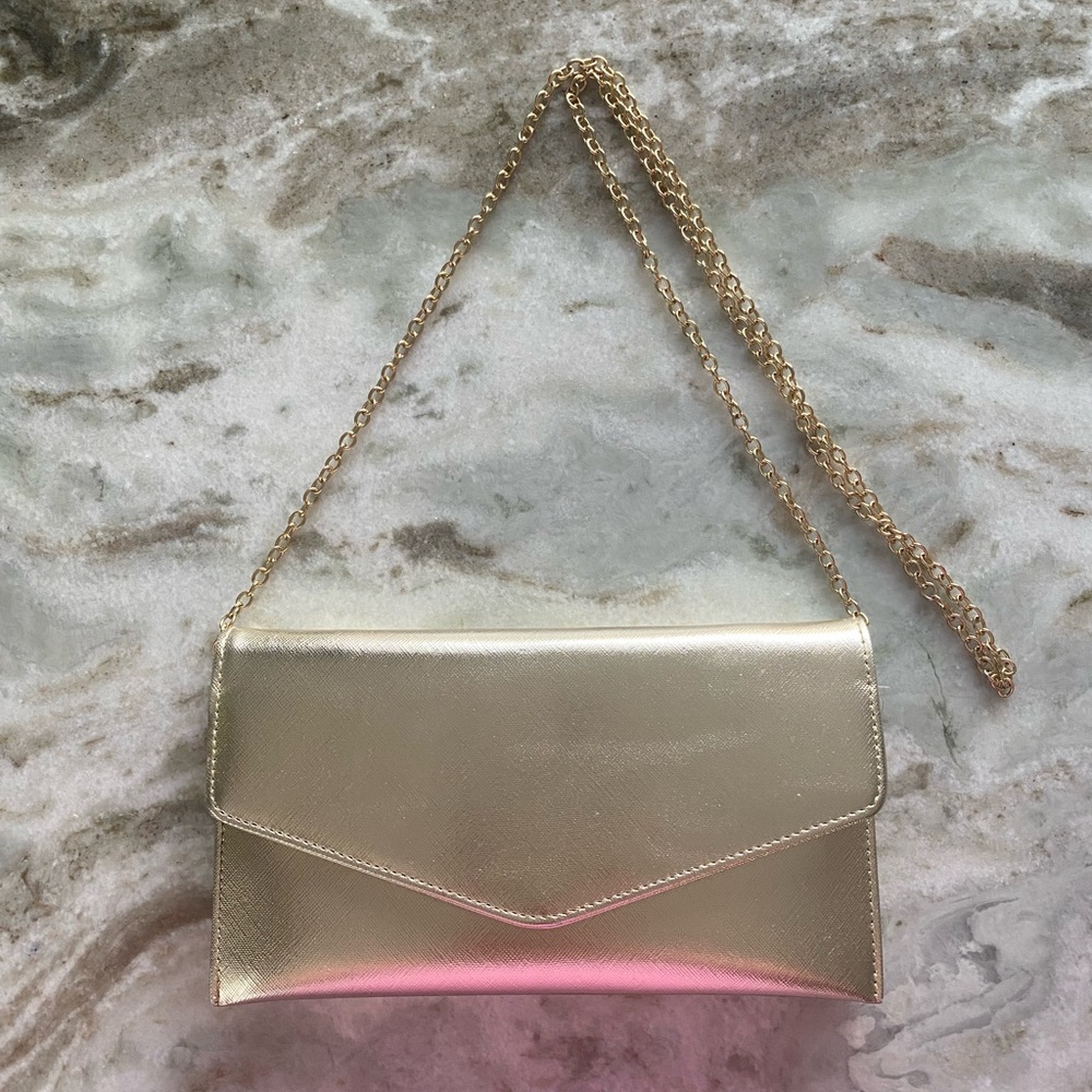 Gold clutch